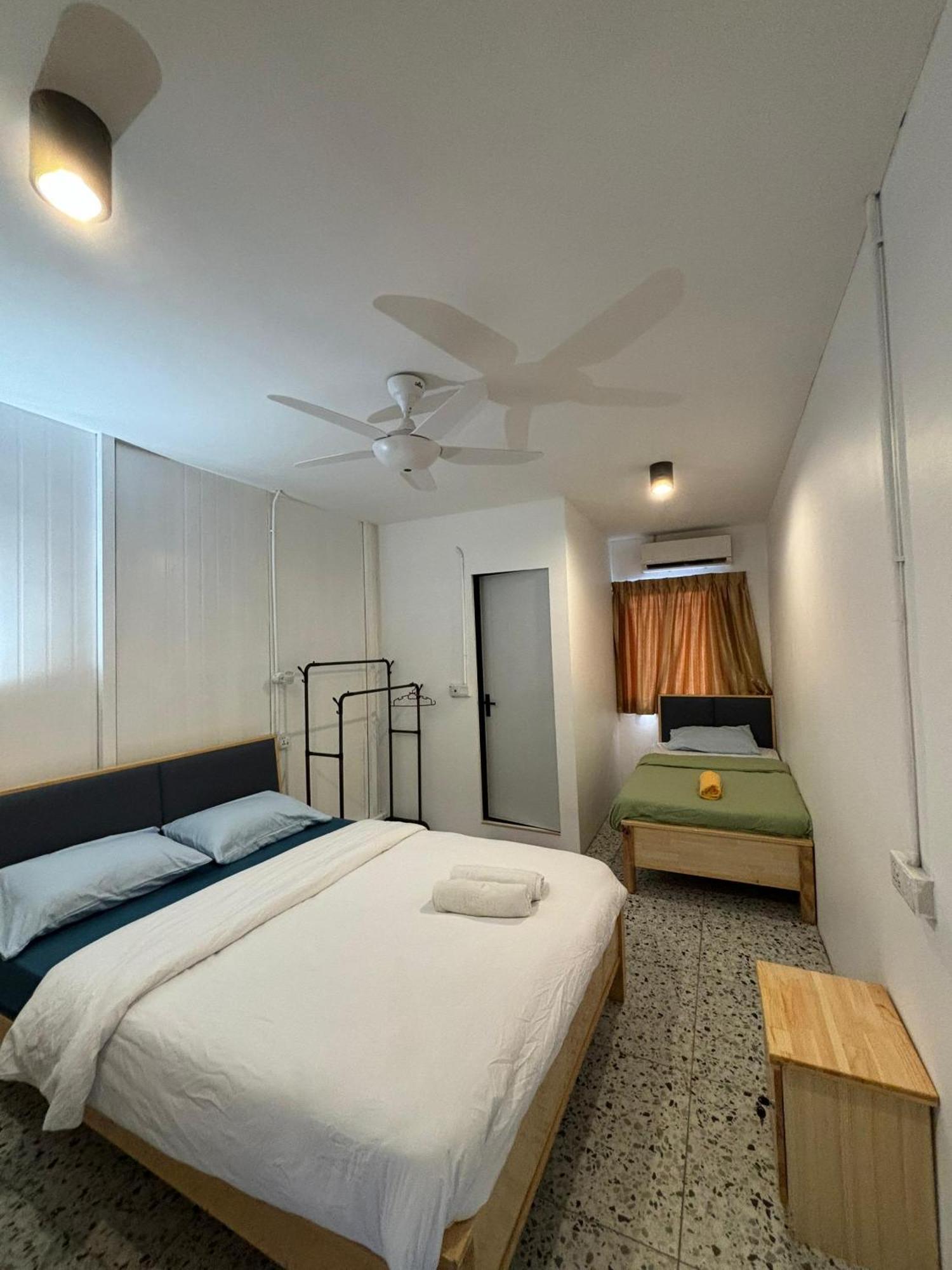 Kampong Patagas 5 Minutes Airport Lodge מראה חיצוני תמונה